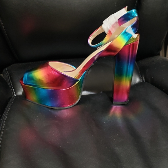Pride Rainbow holographic platform heels🌈 - Picture 7 of 7